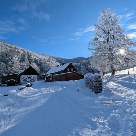 Jizdarna Malenovice Lägenhet Malenovice  Exteriör bild